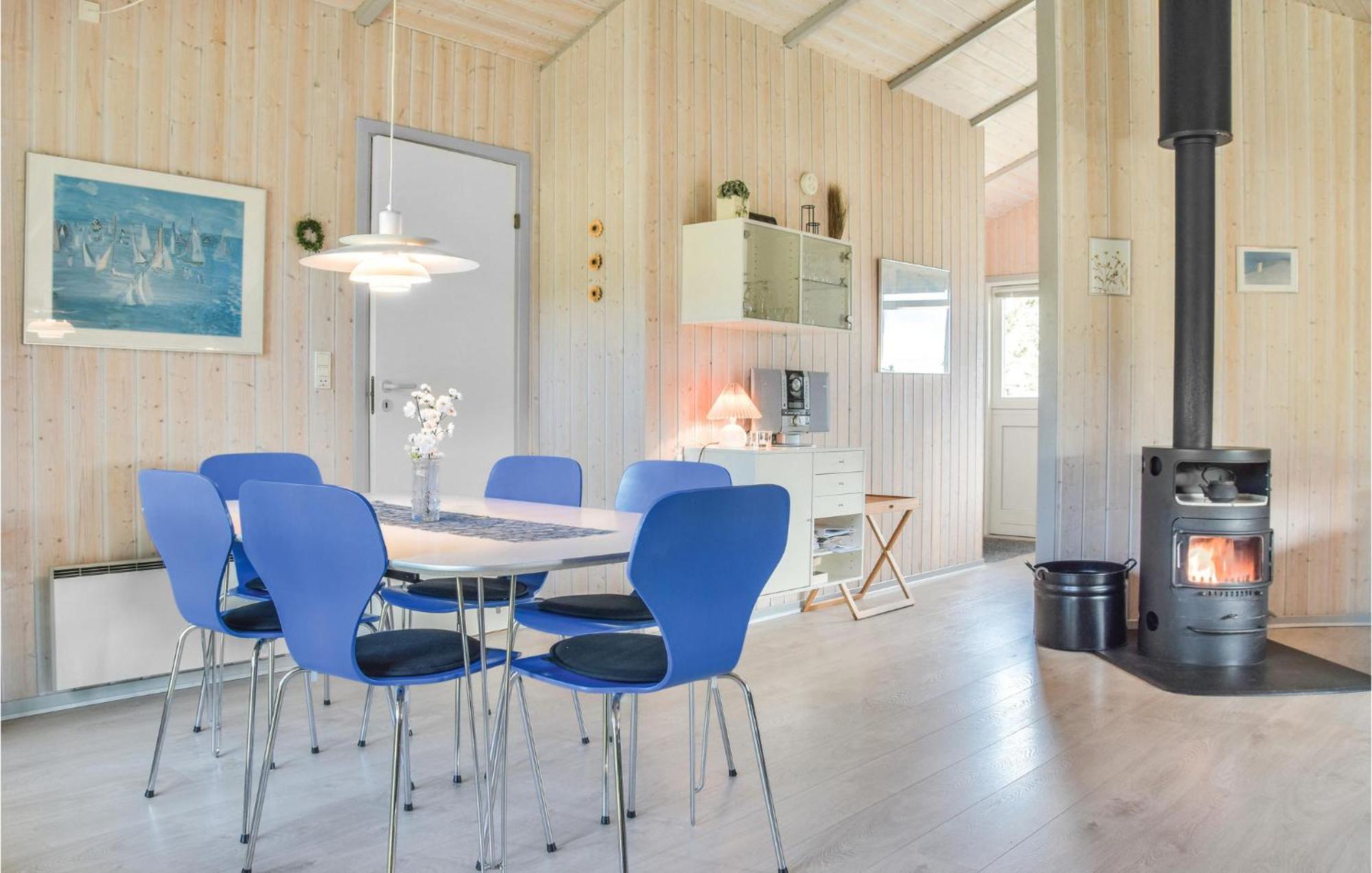 3 Bedroom Awesome Home In Hvide Sande Extérieur photo